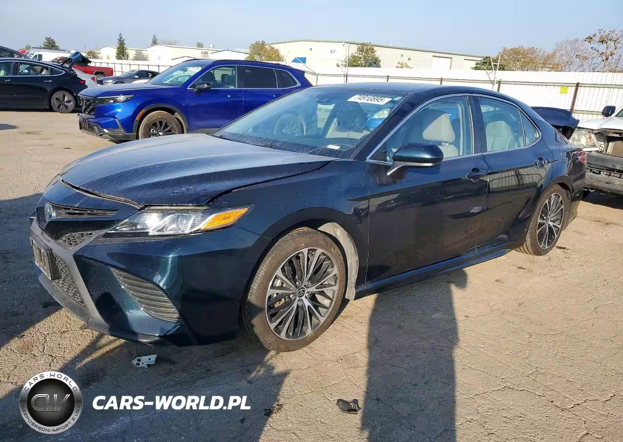 2020 Toyota Camry Se