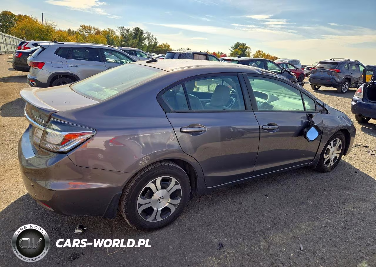 2014 Honda Civic Hybrid L VIN:19XFB4F33EE000330 - 3