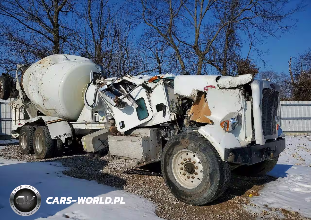 2016 Peterbilt 365 Ready Mix Truck