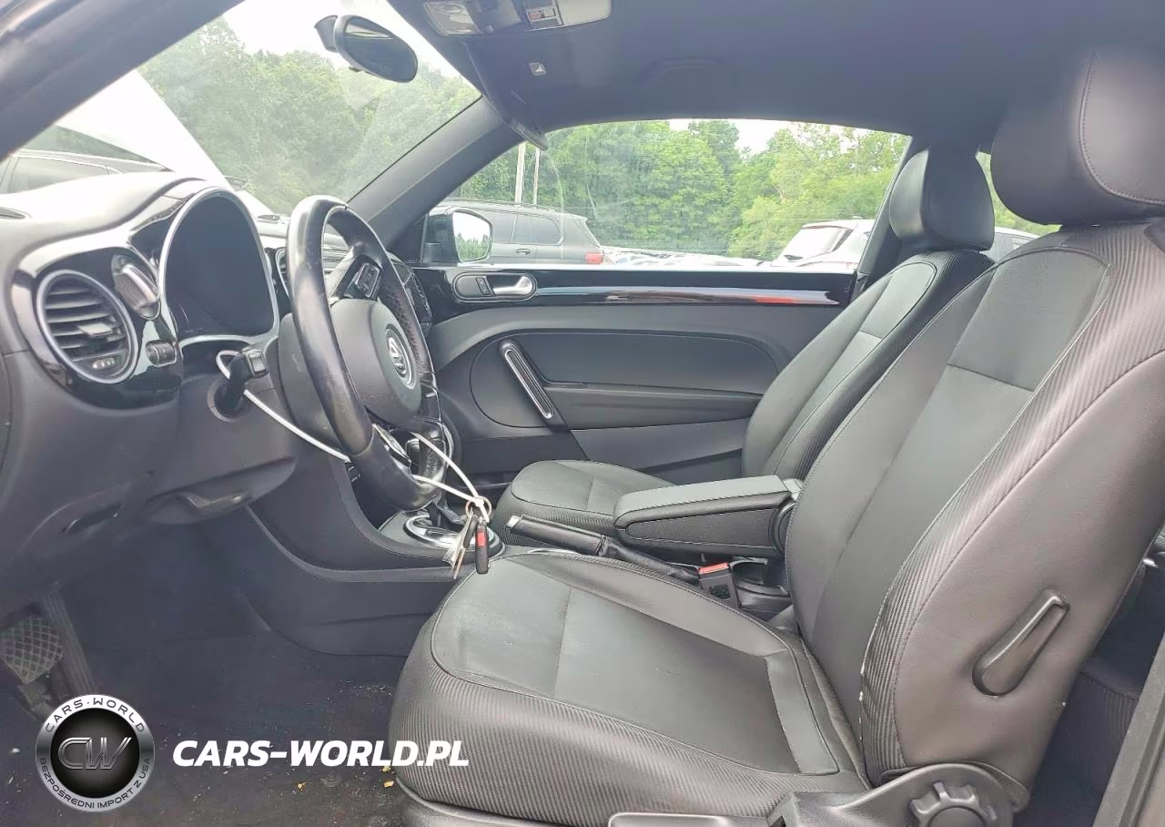 2014 Volkswagen Beetle VIN:3VWJ17AT0EM639743 - 7