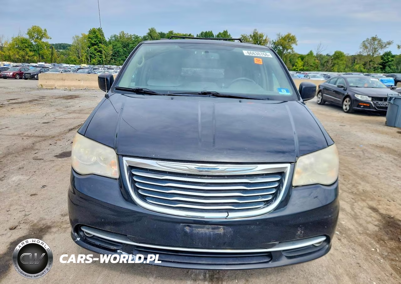 2014 Chrysler Town & Country Touring VIN:2C4RC1BG1ER336400 - 5