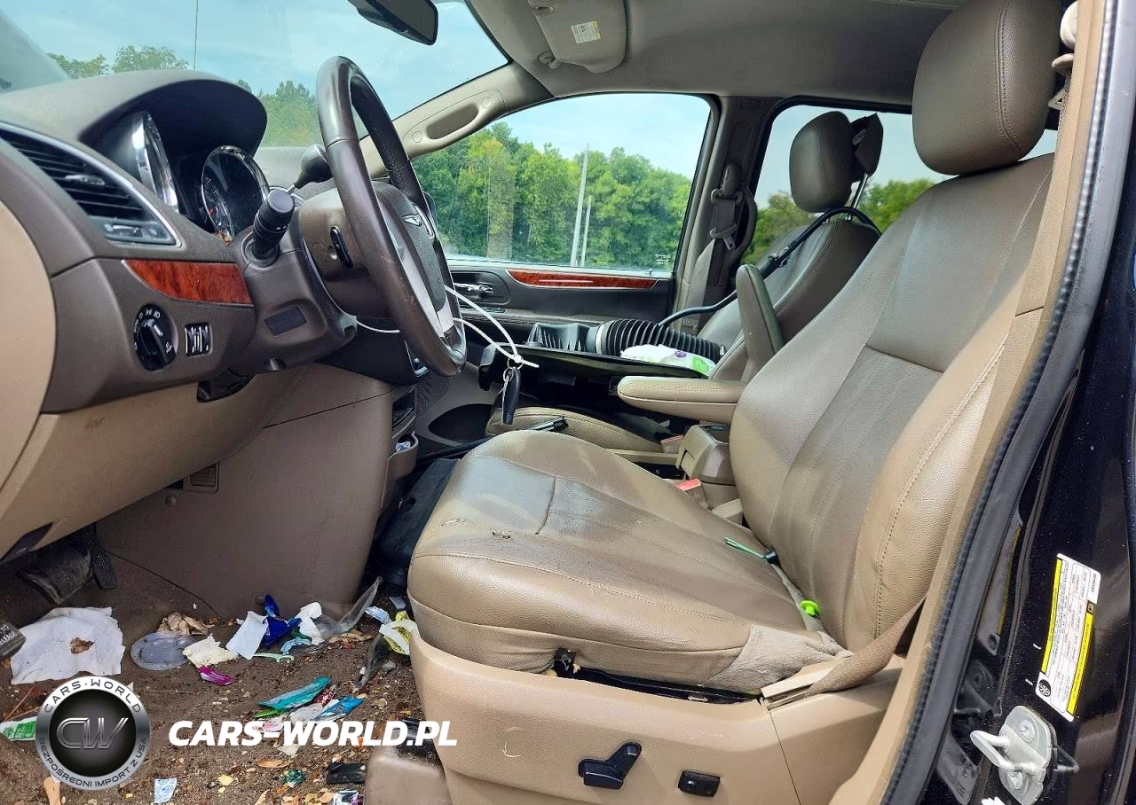 2014 Chrysler Town & Country Touring VIN:2C4RC1BG1ER336400 - 7