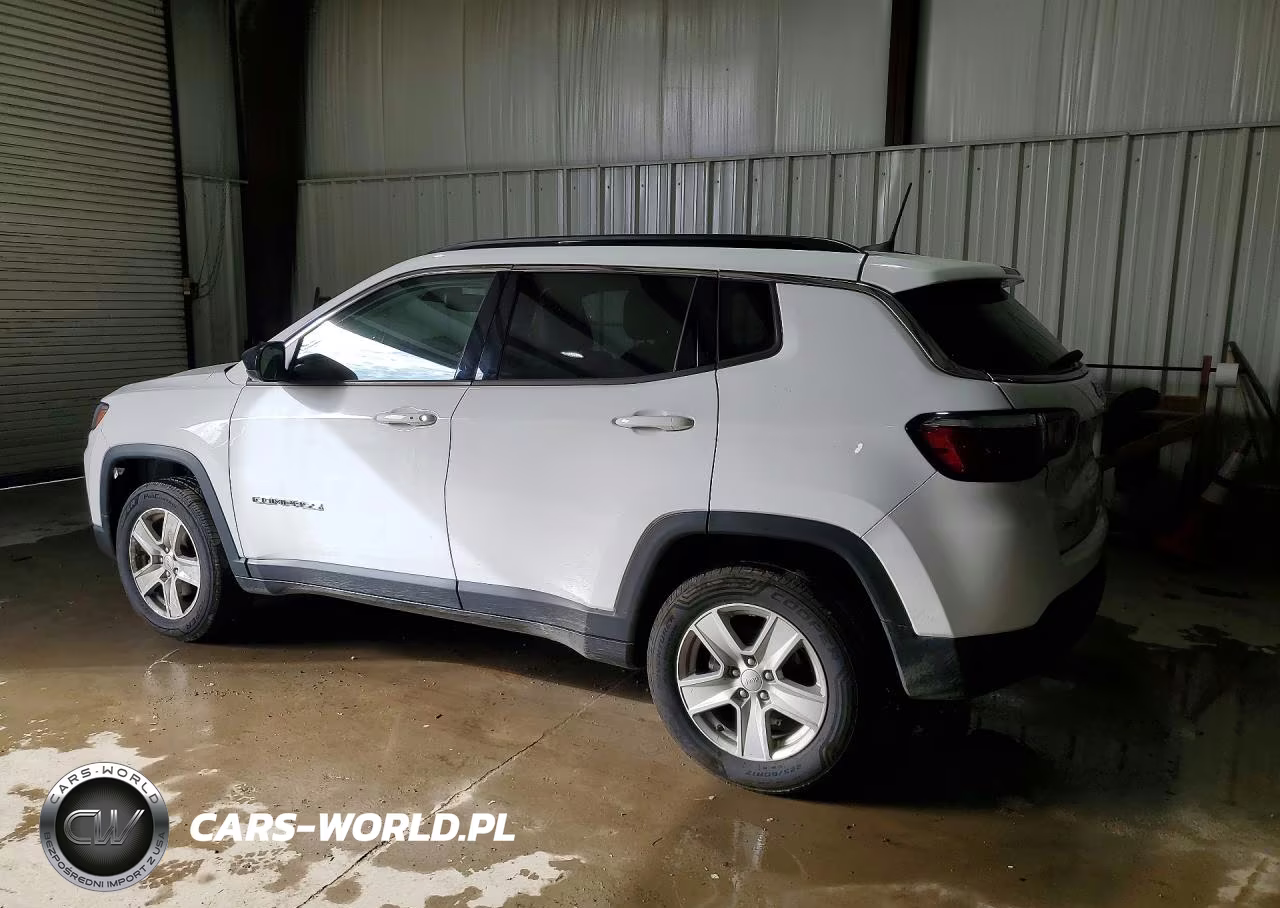 2022 Jeep Compass Latitude VIN:3C4NJDBB0NT135448 - 2