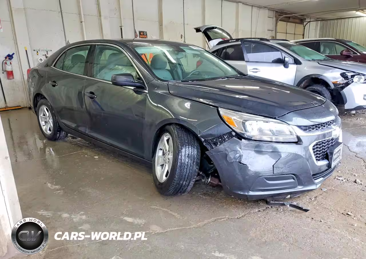 2015 Chevrolet Malibu Ls VIN:1G11B5SL8FF196061 - 4