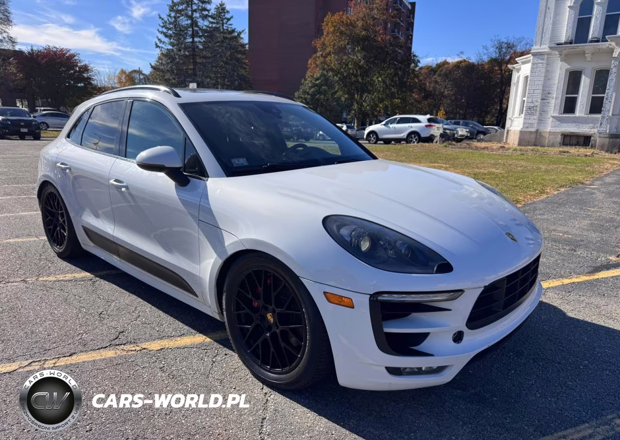 2018 Porsche Macan Gts VIN:WP1AG2A55JLB60007 - 1