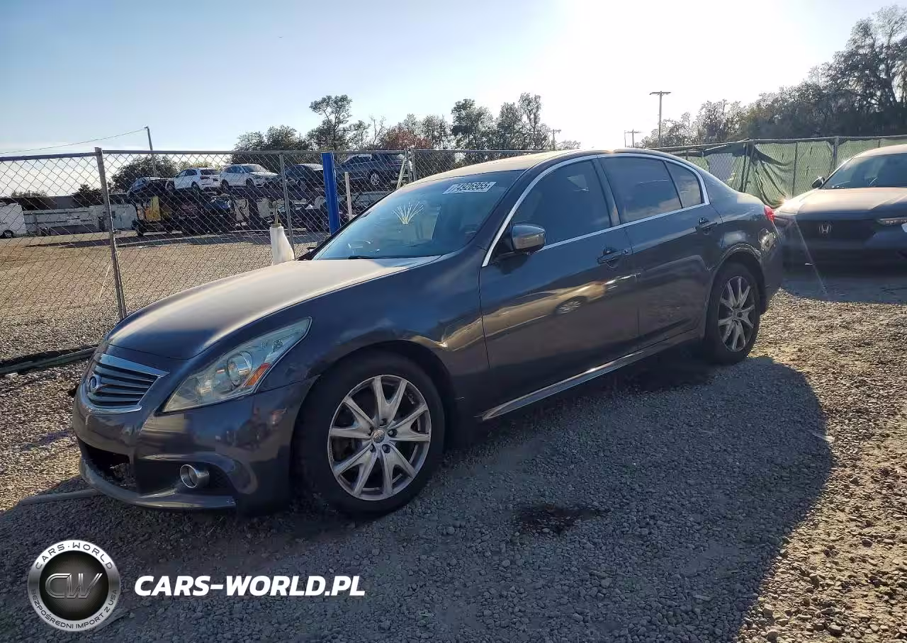 2013 Infiniti G37
