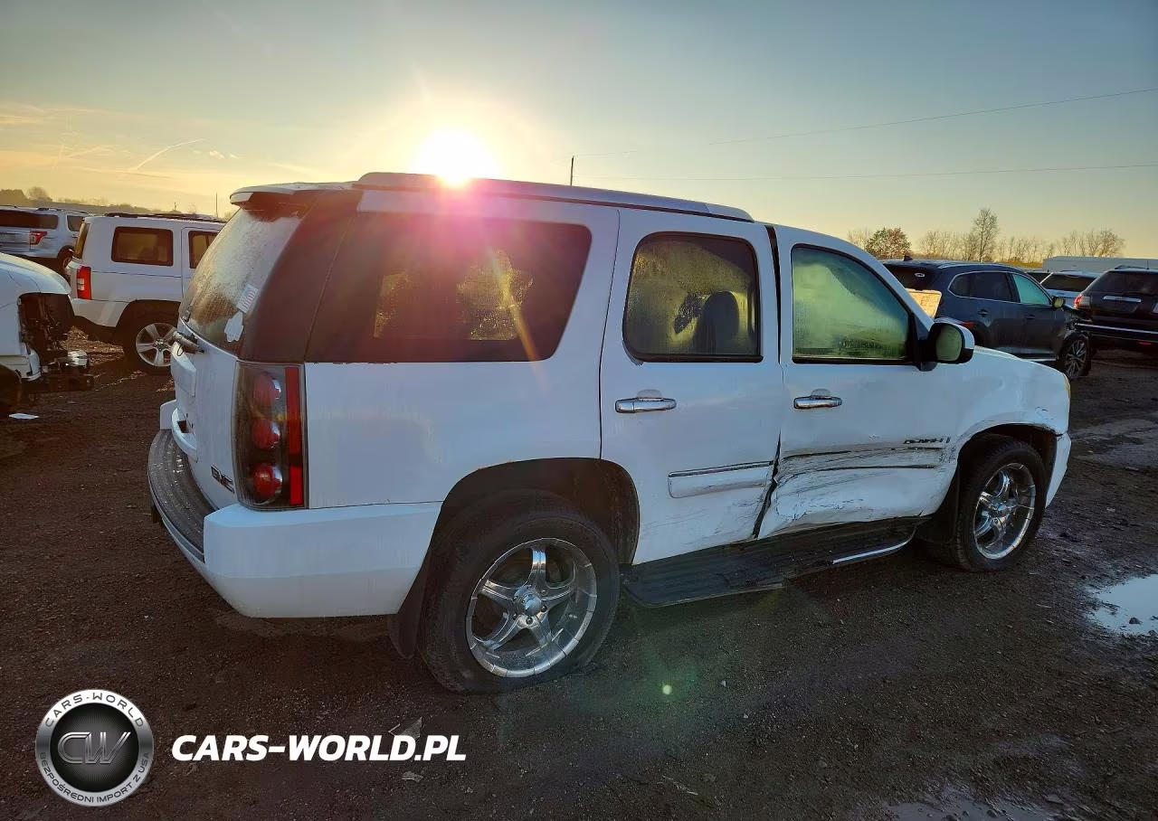 2007 GMC Yukon Denali VIN:1GKFK638X7J182419 - 3
