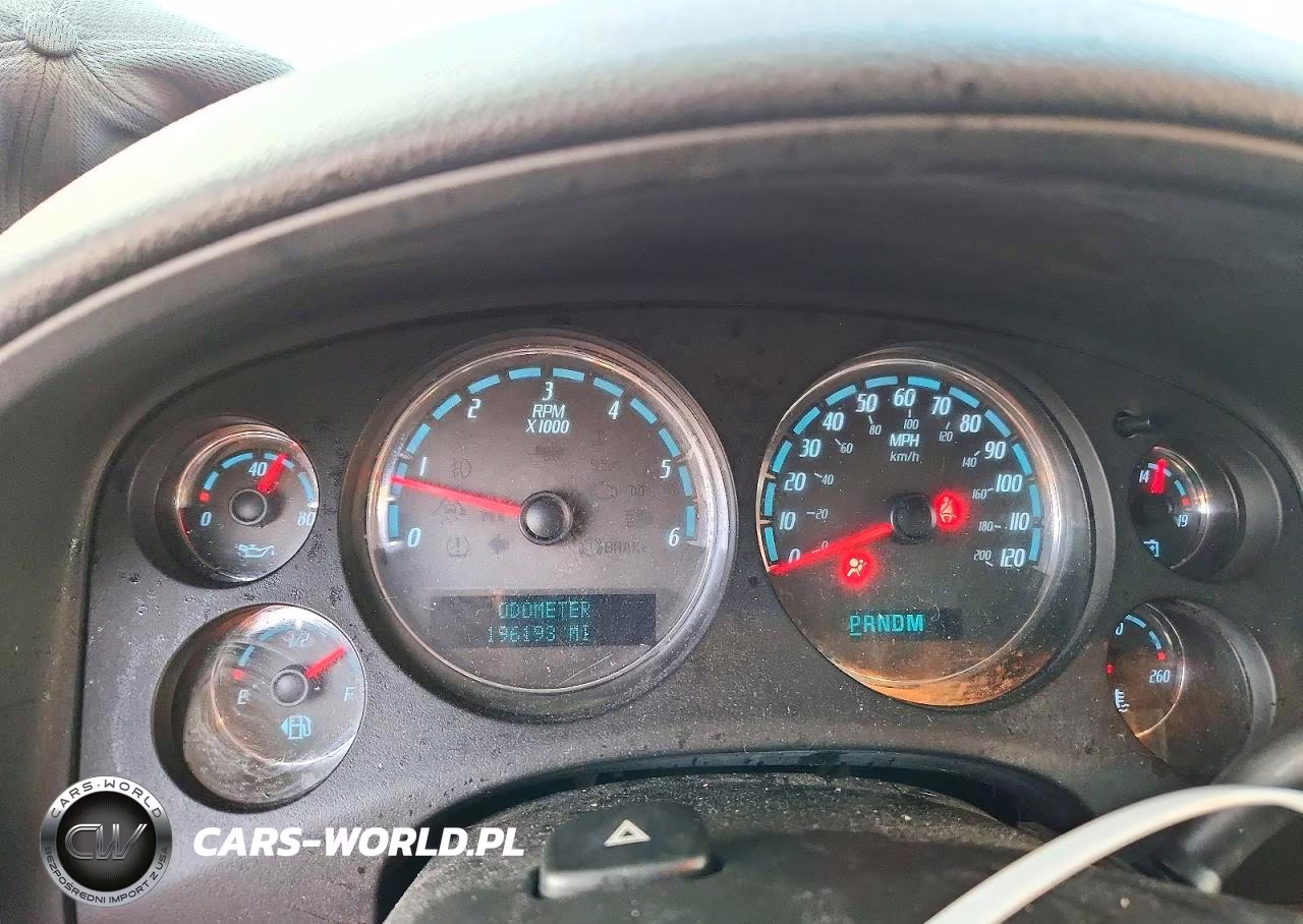 2007 GMC Yukon Denali VIN:1GKFK638X7J182419 - 9