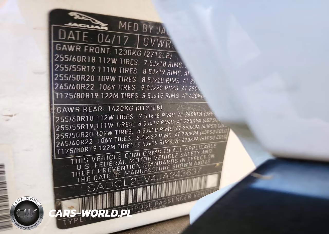 2018 Jaguar F-Pace R - Sport VIN:SADCL2EV4JA243637 - 13