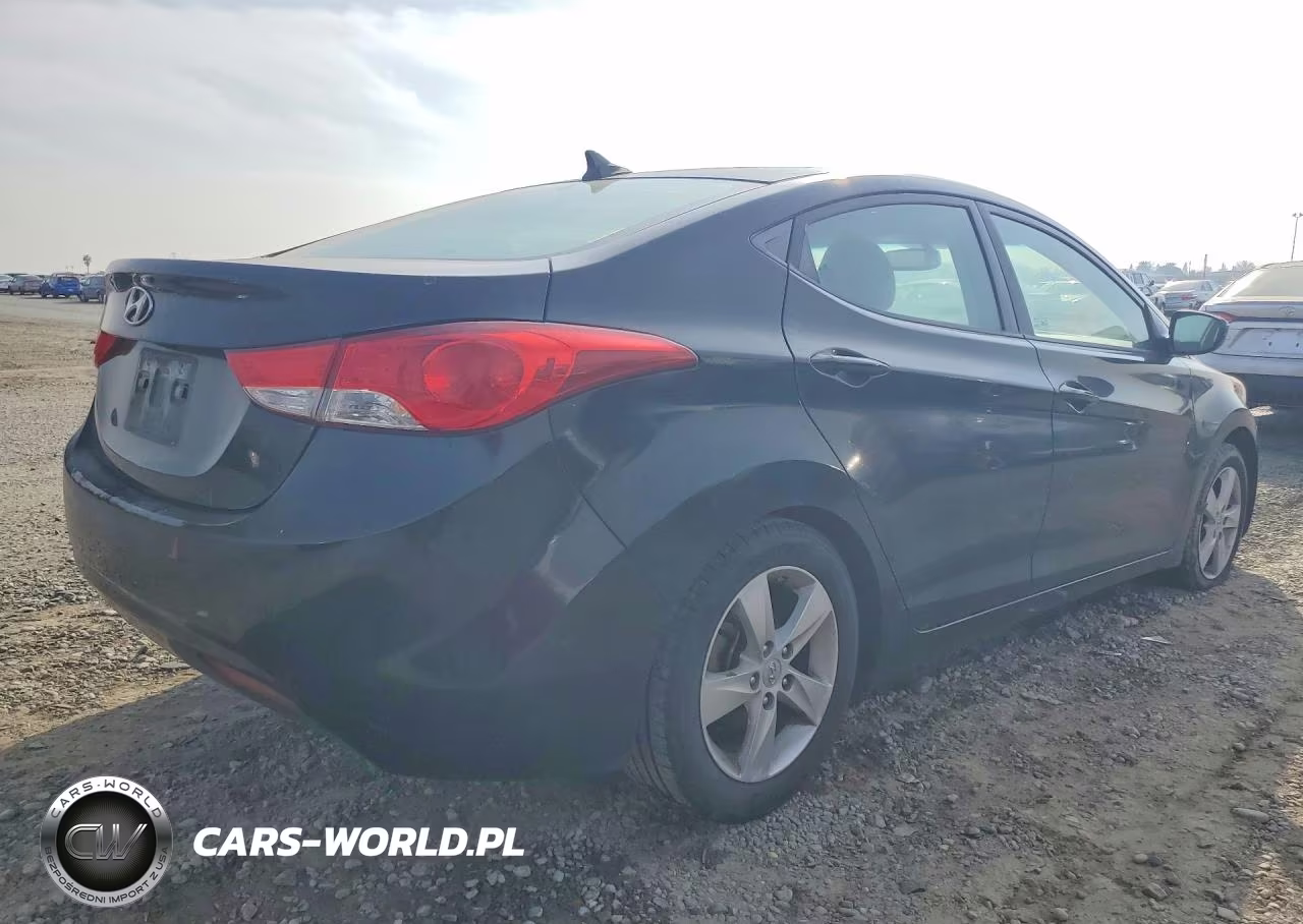2013 Hyundai Elantra Gls VIN:KMHDH4AE2DU873075 - 3