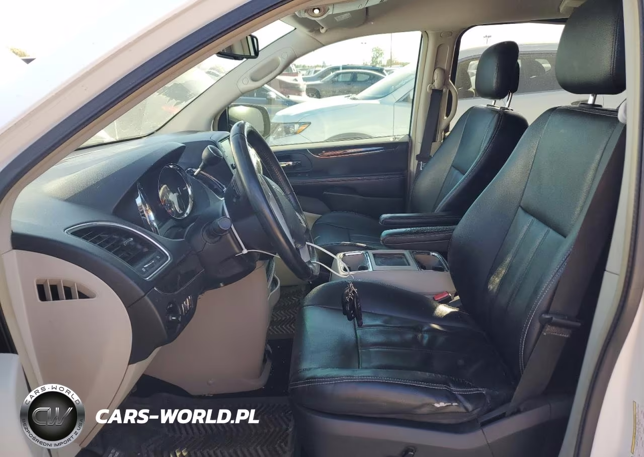 2014 Chrysler Town & Country Touring VIN:2C4RC1BG0ER448508 - 7