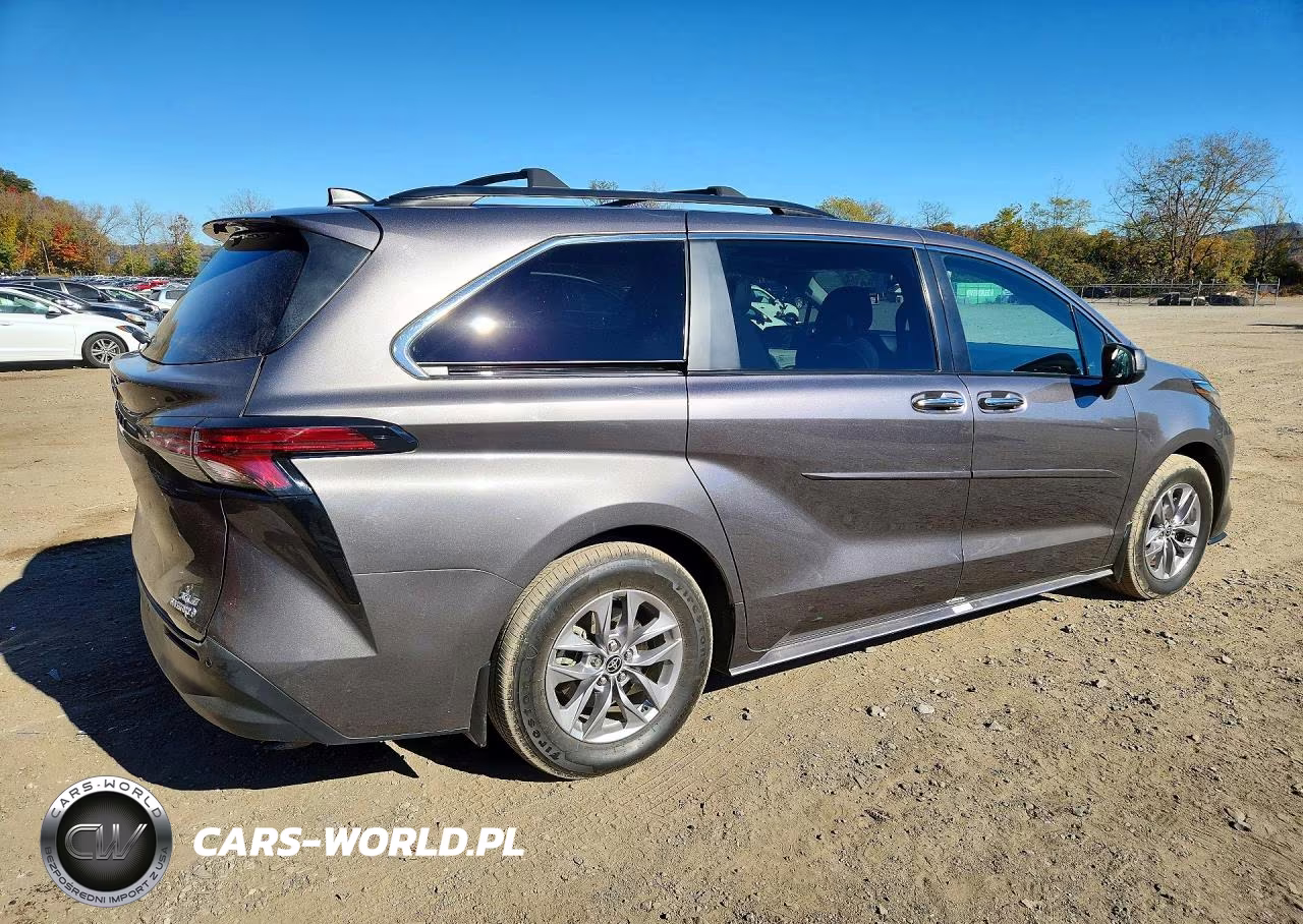 2022 Toyota Sienna Xle VIN:5TDJRKECXNS084700 - 3