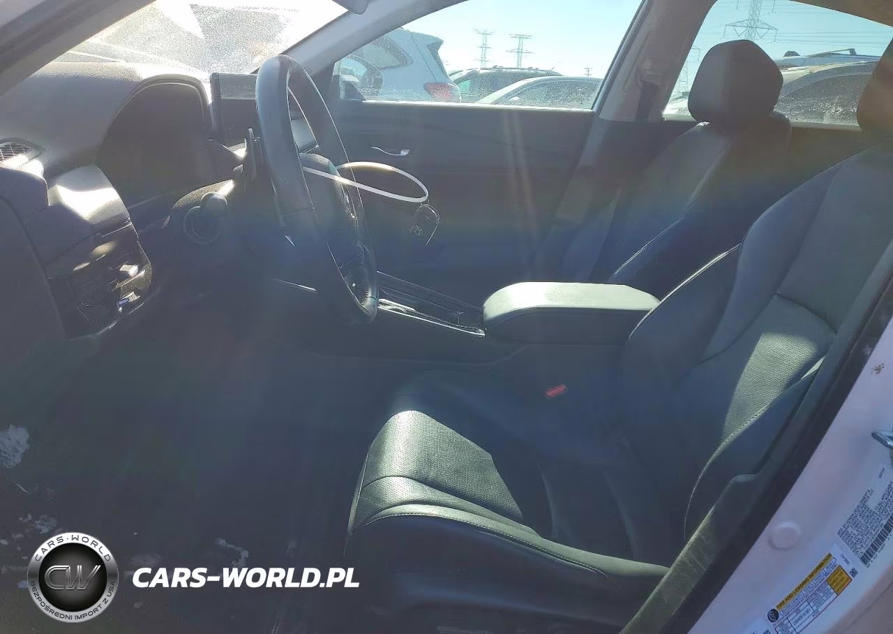 2024 Honda Accord Touring Hybrid VIN:1HGCY2F87RA047288 - 7
