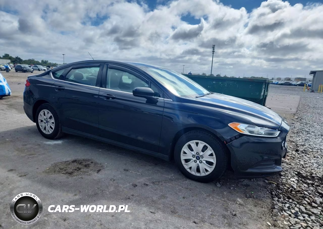 2014 Ford Fusion S VIN:3FA6P0G77ER136146 - 4