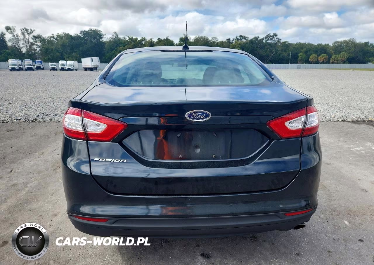 2014 Ford Fusion S VIN:3FA6P0G77ER136146 - 6