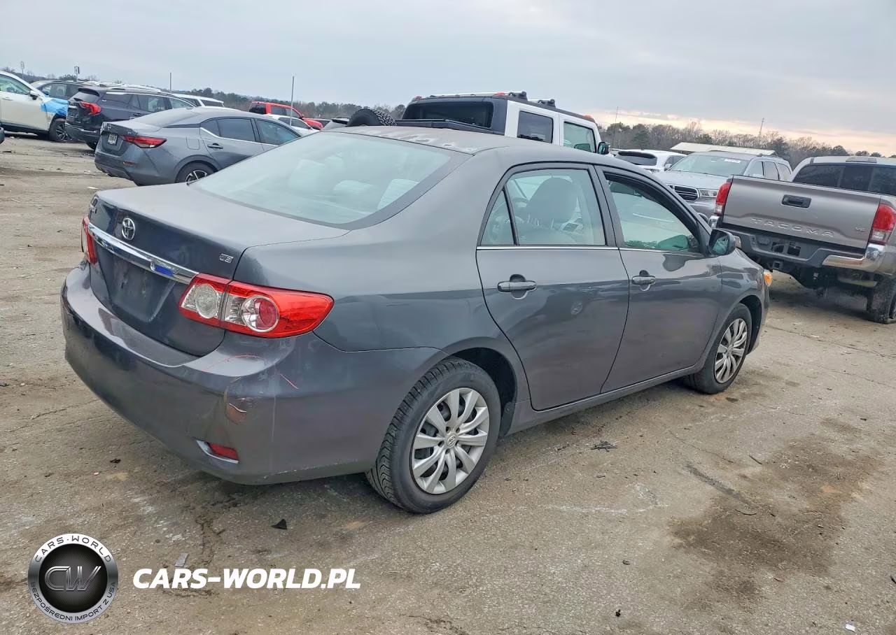 2013 Toyota Corolla Le VIN:2T1BU4EE5DC940296 - 3