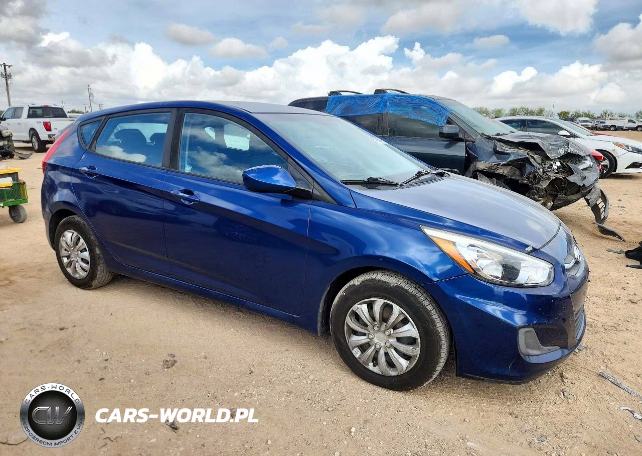 2017 Hyundai Accent Se VIN:KMHCT5AE2HU344120 - 4