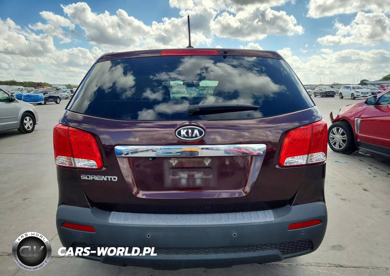 2013 Kia Sorento Lx VIN:5XYKT4A11DG388189 - 6