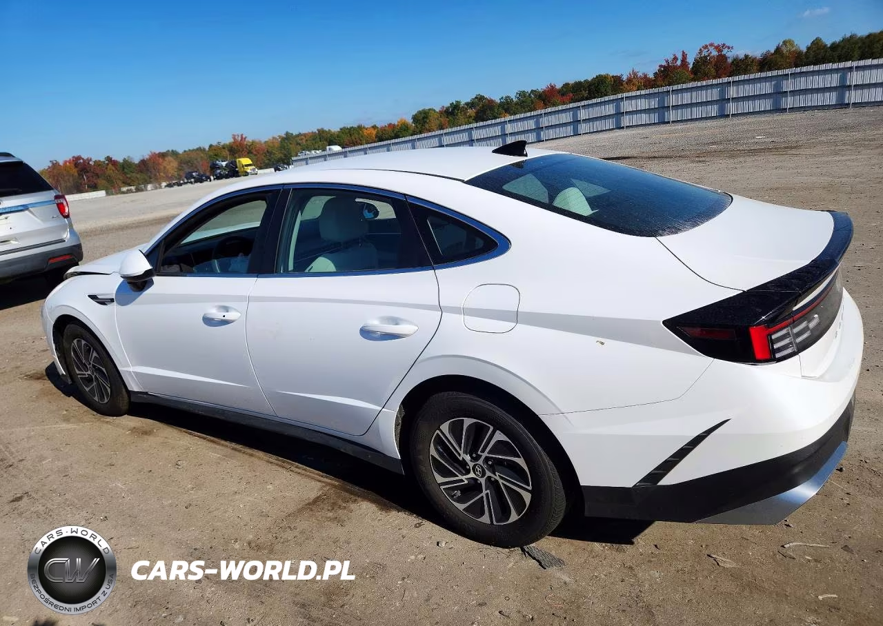 2026 Hyundai Sonata Hybrid Blue VIN:KMHL24JJXTA145305 - 2