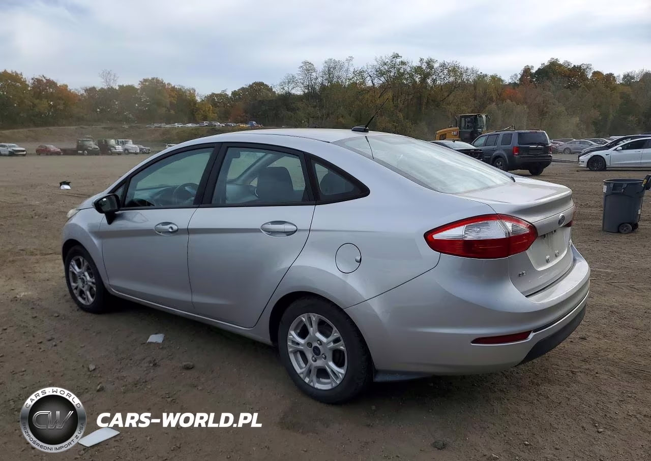 2015 Ford Fiesta VIN:3FADP4BJ8FM191477 - 2