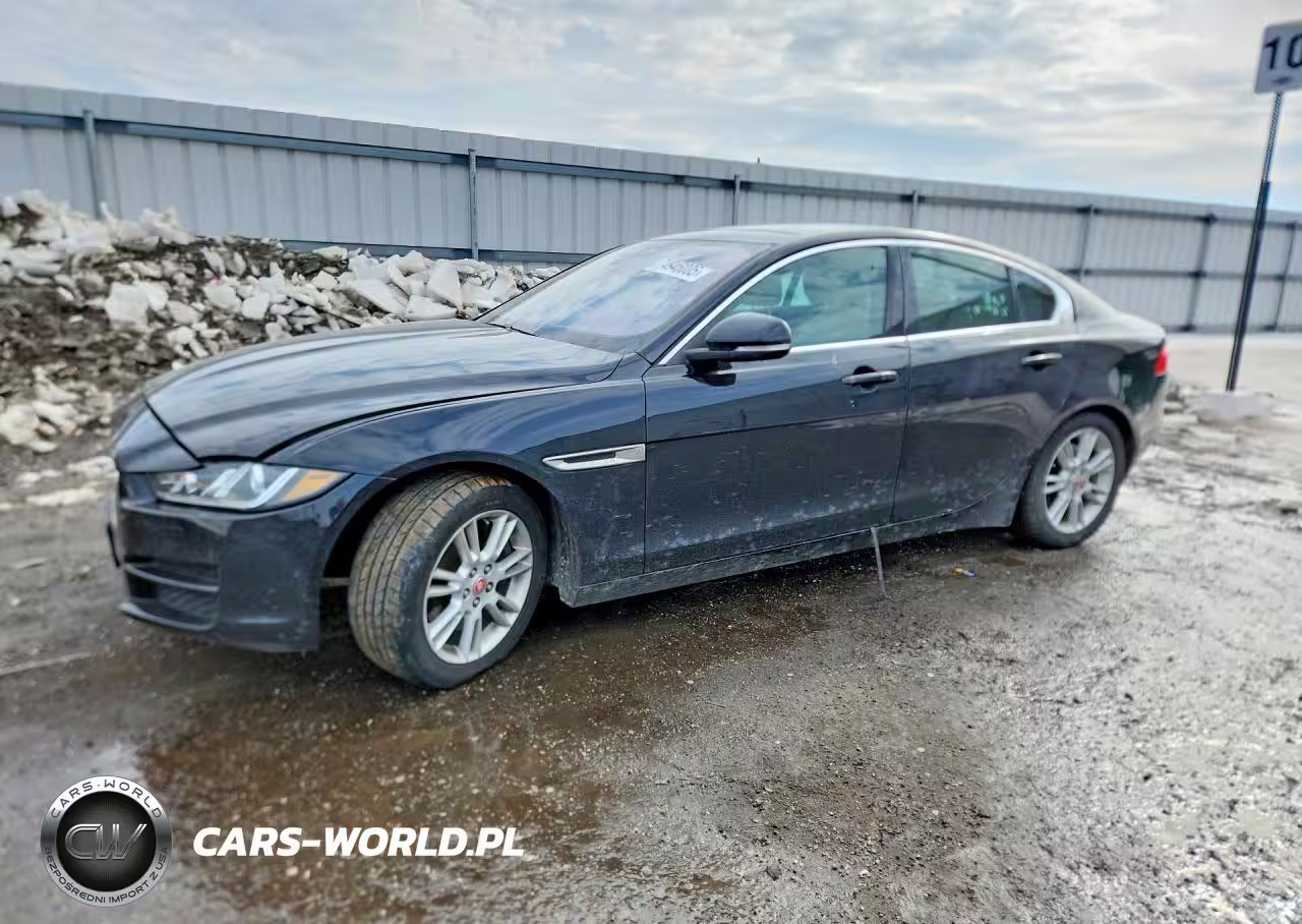 2018 Jaguar Xe Prestige