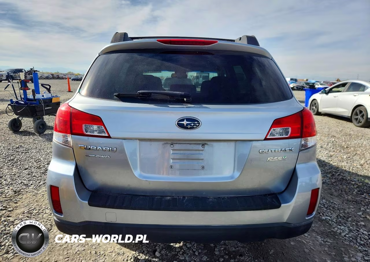 2013 Subaru Outback 2.5I Premium VIN:4S4BRBCC1D3242778 - 6