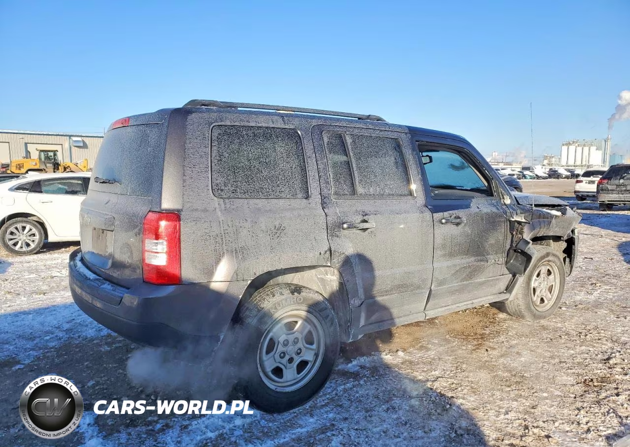 2016 Jeep Patriot Sport VIN:1C4NJRBB8GD692212 - 3