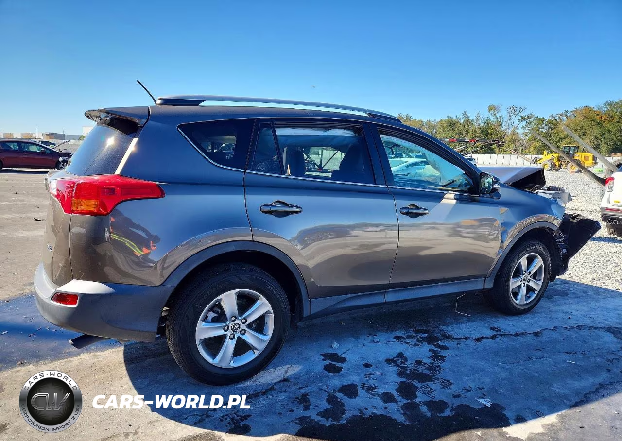 2015 Toyota Rav4 Xle VIN:2T3WFREV9FW187499 - 3