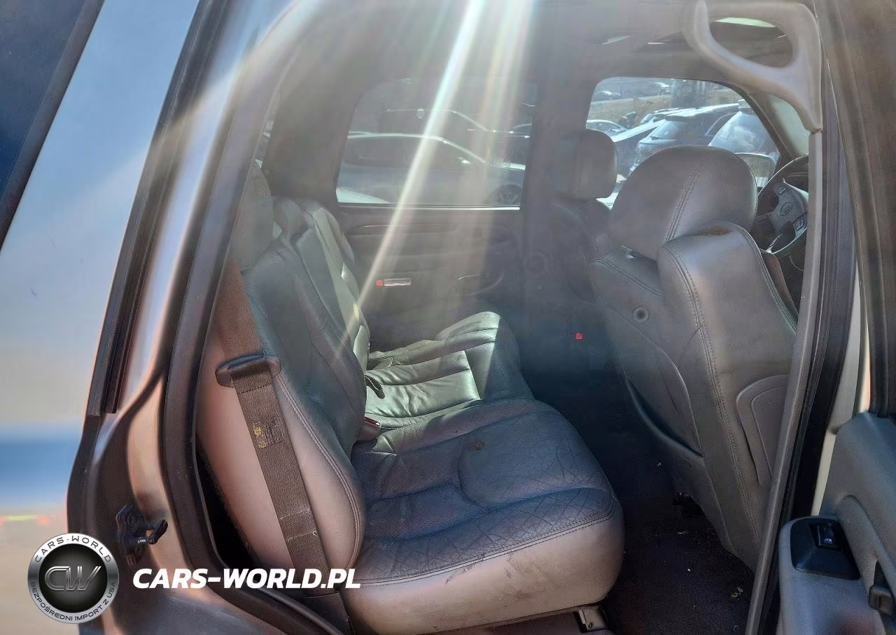 2003 Cadillac Escalade Luxury VIN:1GYEK63N03R262220 - 10