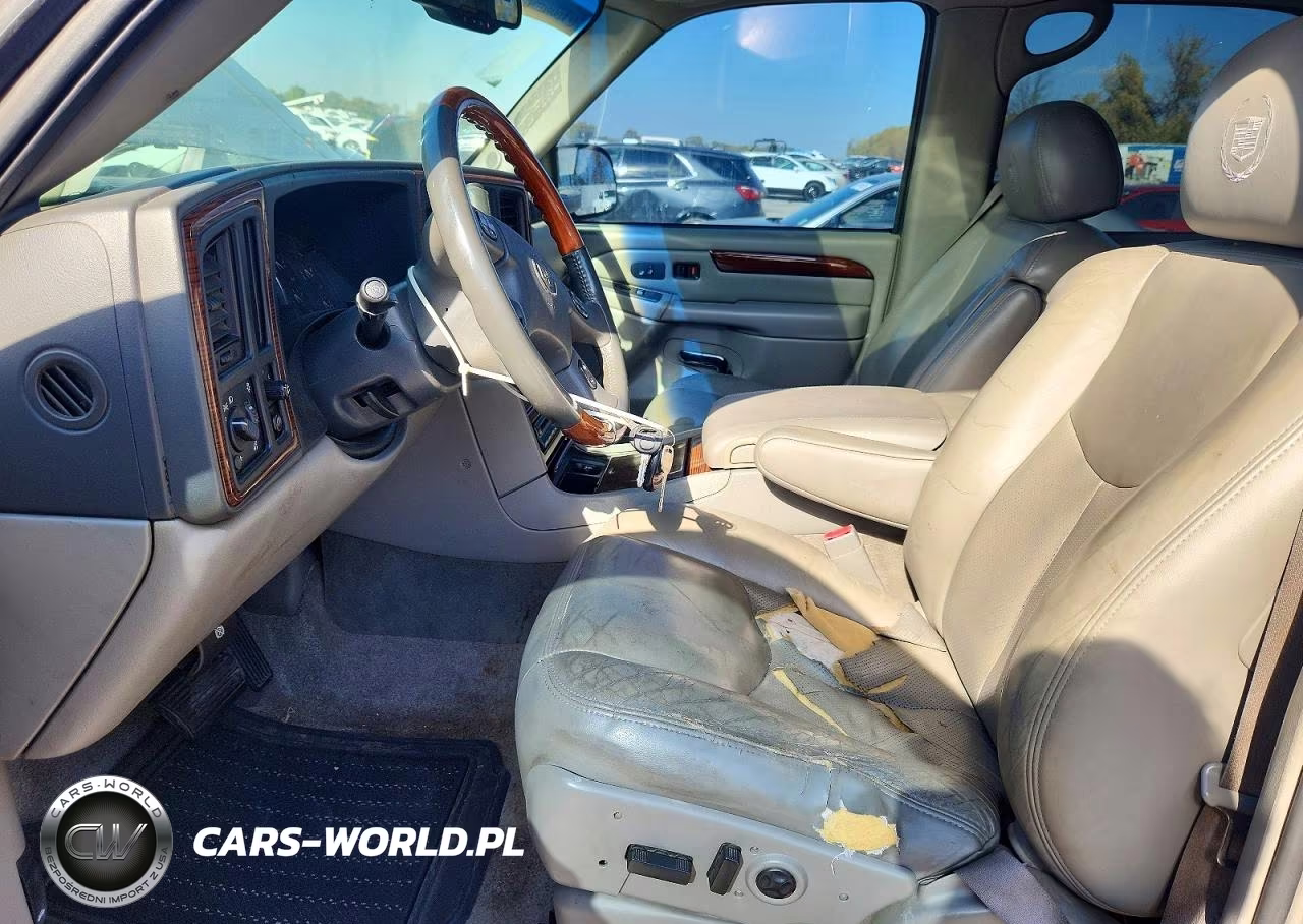 2003 Cadillac Escalade Luxury VIN:1GYEK63N03R262220 - 7