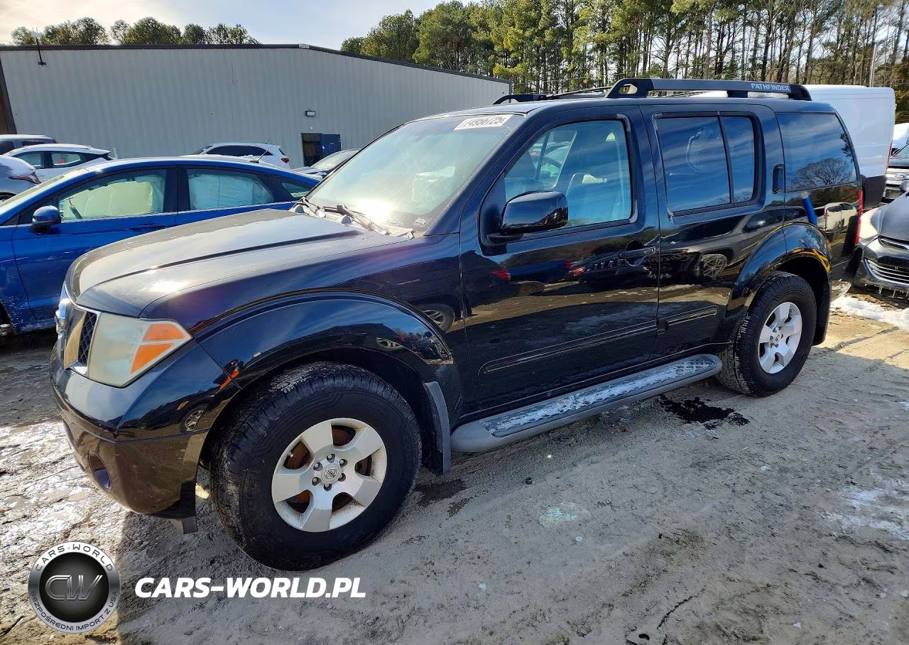 2006 Nissan Pathfinder Le