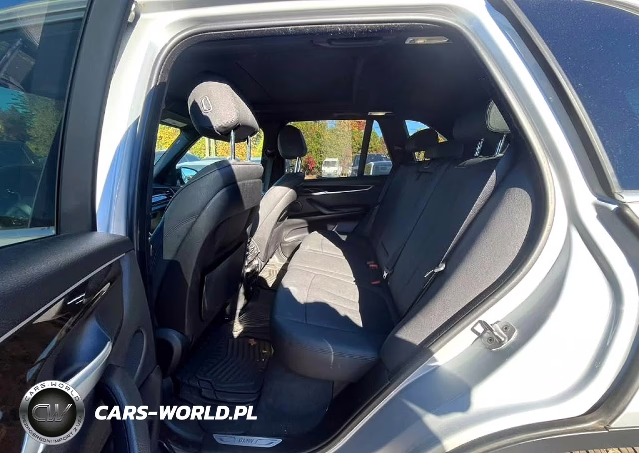 2018 BMW X5 xDrive35I VIN:5UXKR0C59J0X93059 - 7