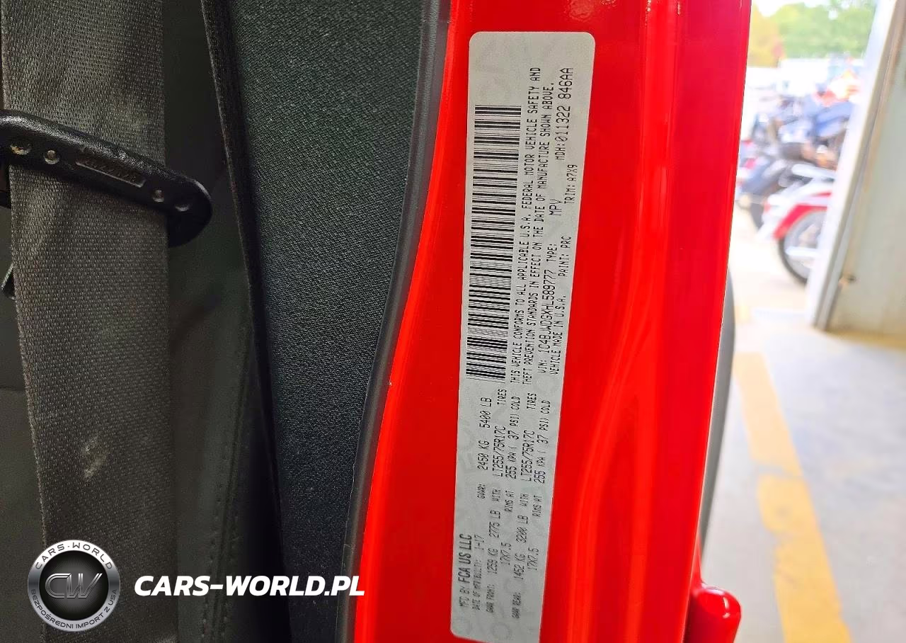 2017 Jeep Wrangler Unlimited Sport VIN:1C4BJWDGXHL589777 - 13