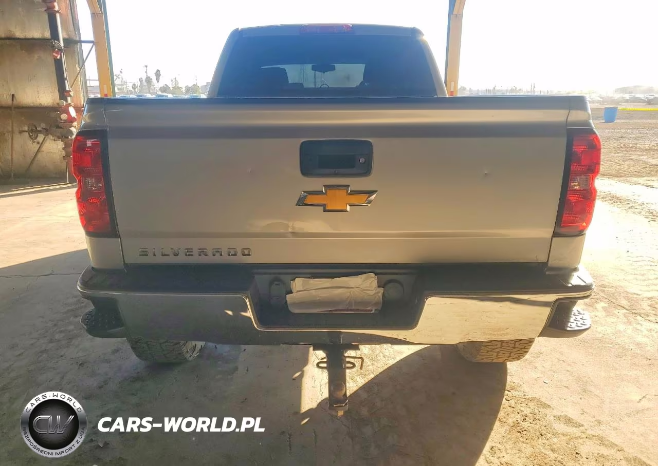 2018 Chevrolet Silverado C1500 Lt VIN:1GCRCREH7JZ311021 - 6