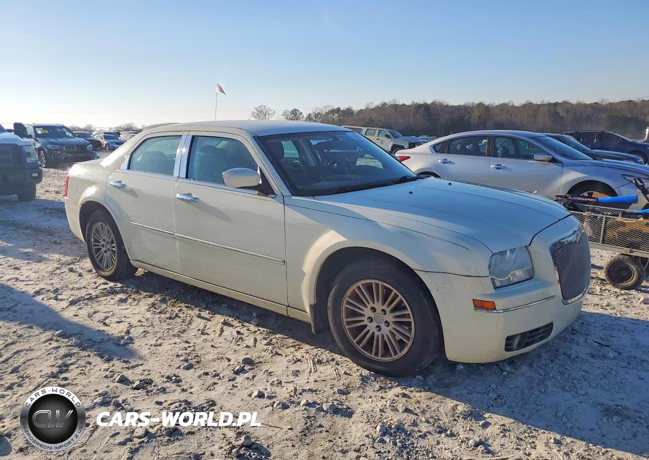 2009 Chrysler 300 Touring VIN:2C3KA53V19H523020 - 4