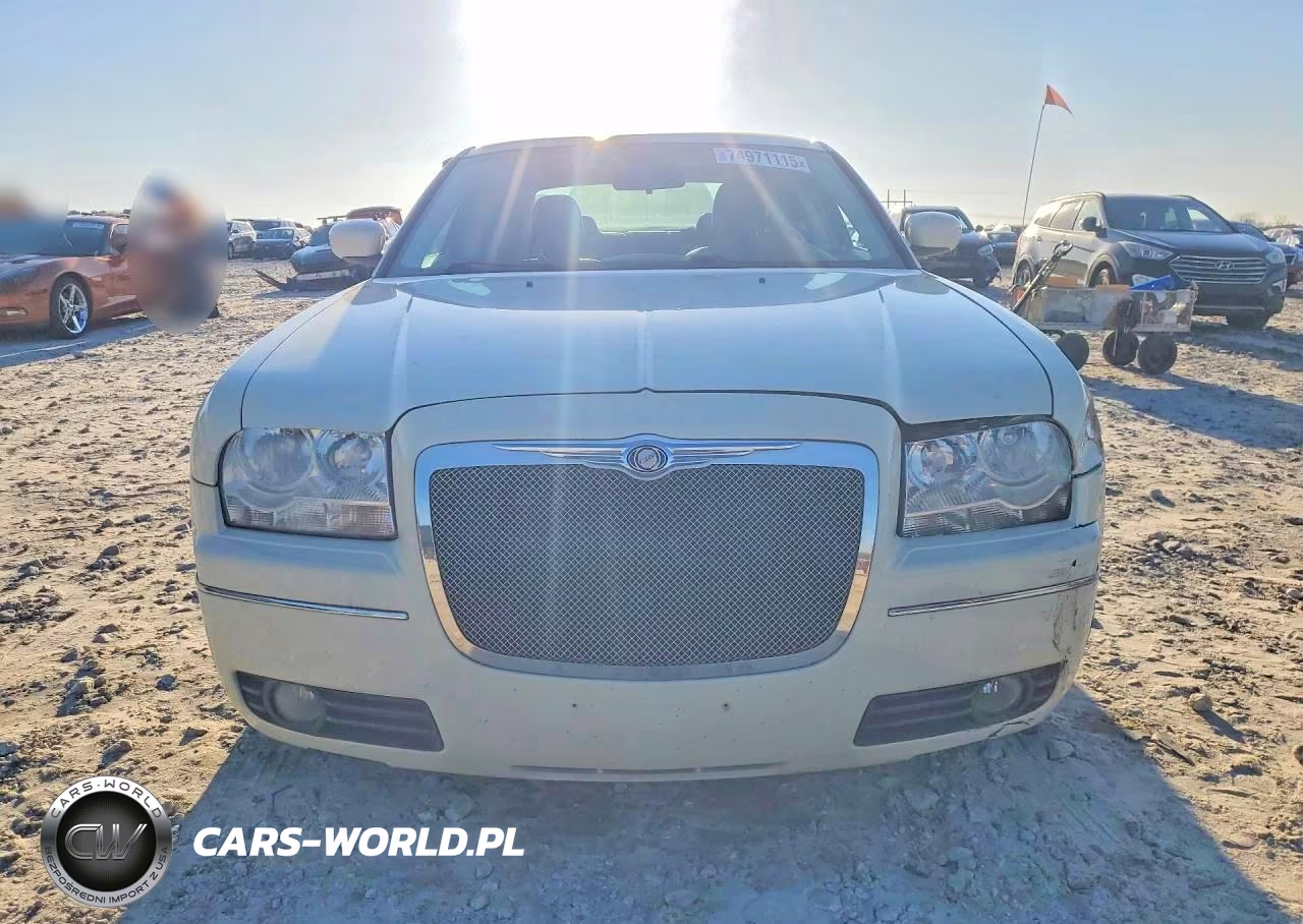 2009 Chrysler 300 Touring VIN:2C3KA53V19H523020 - 5