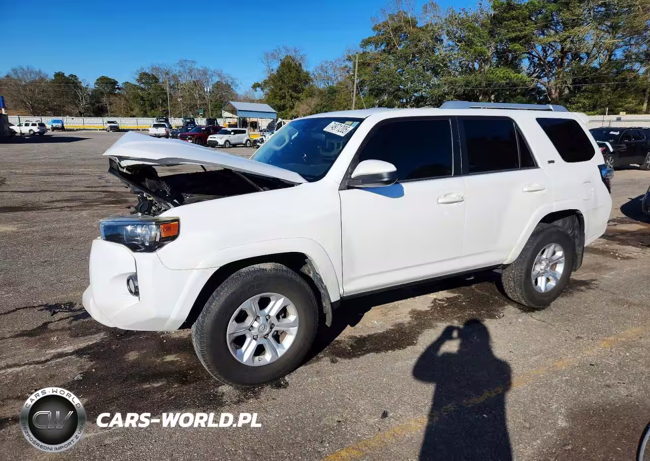 2018 Toyota 4Runner Sr5