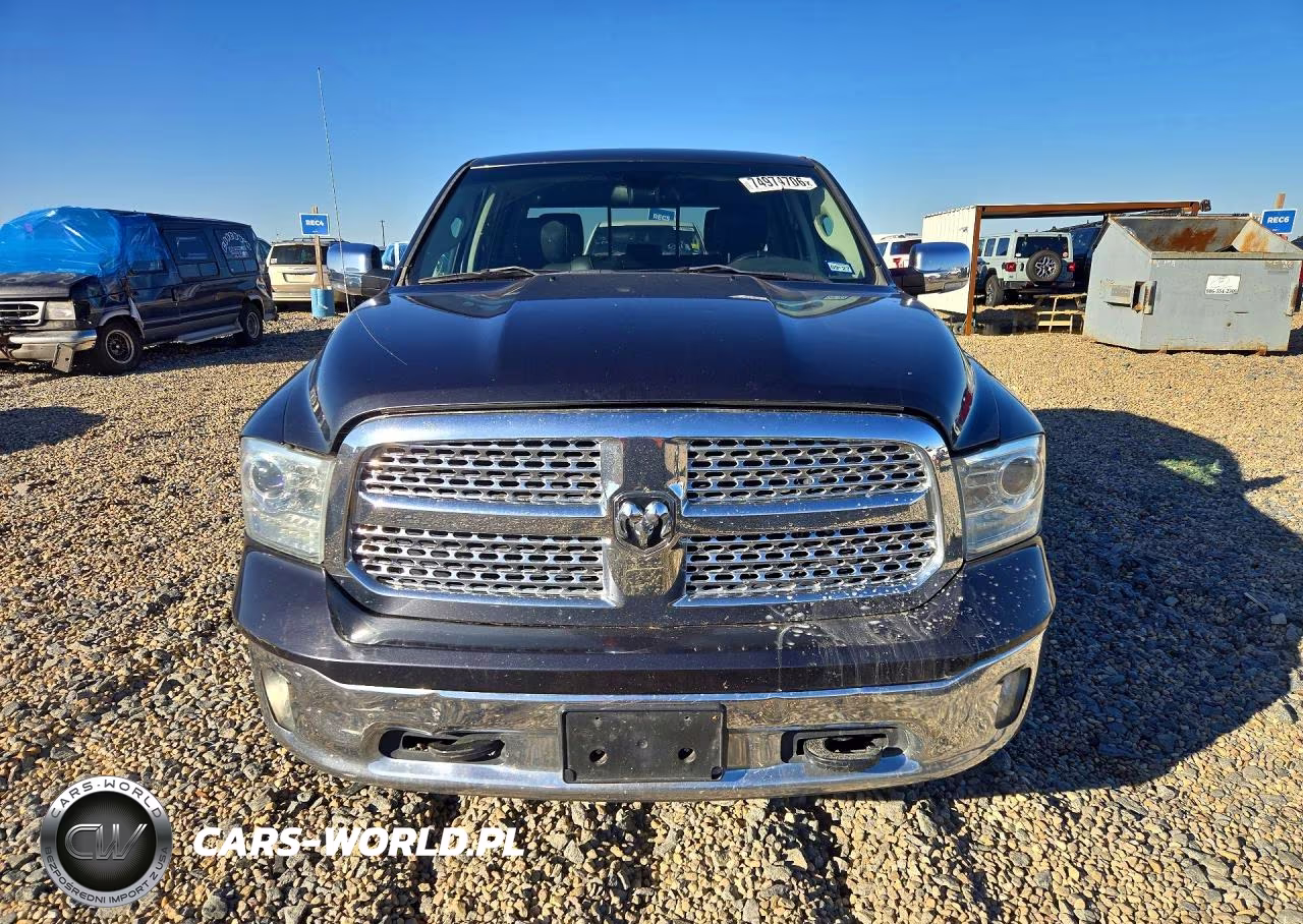 2015 Ram 1500 Laramie VIN:1C6RR7NM8FS580216 - 5