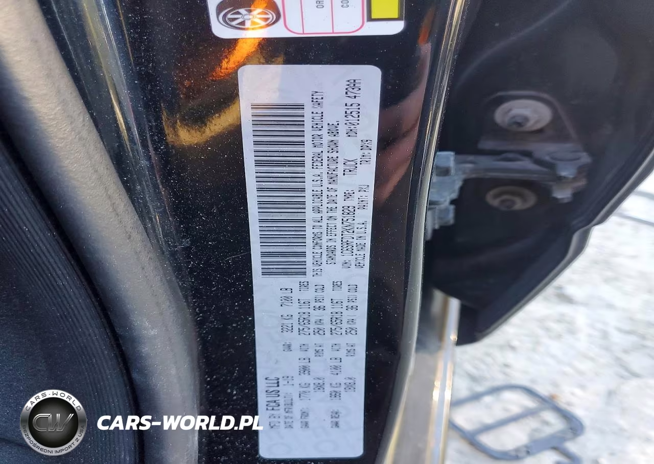 2019 Ram 1500 Laramie VIN:1C6SRFDT2KN751829 - 12