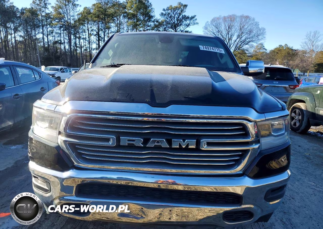 2019 Ram 1500 Laramie VIN:1C6SRFDT2KN751829 - 5