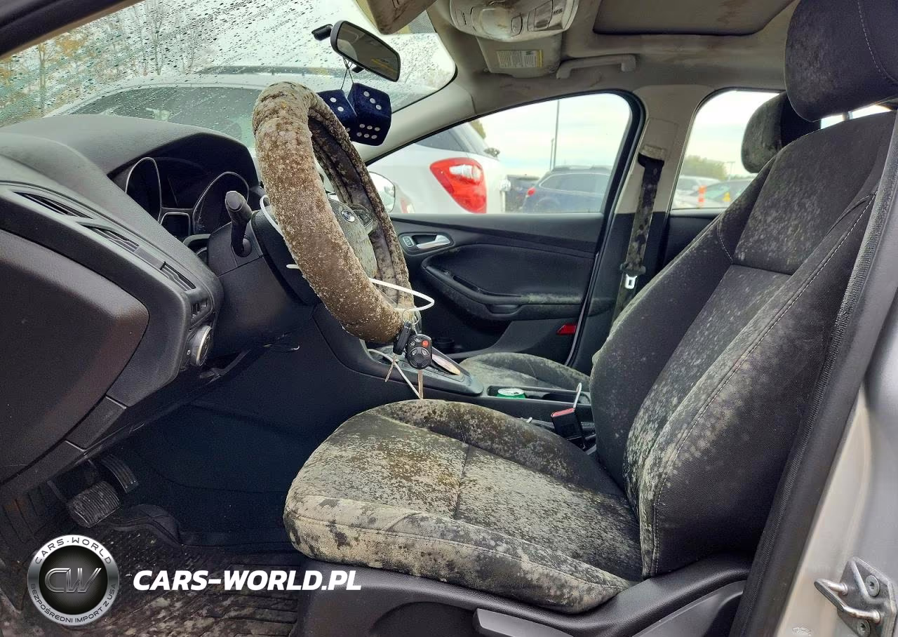 2016 Ford Focus Se VIN:1FADP3K22GL240100 - 7