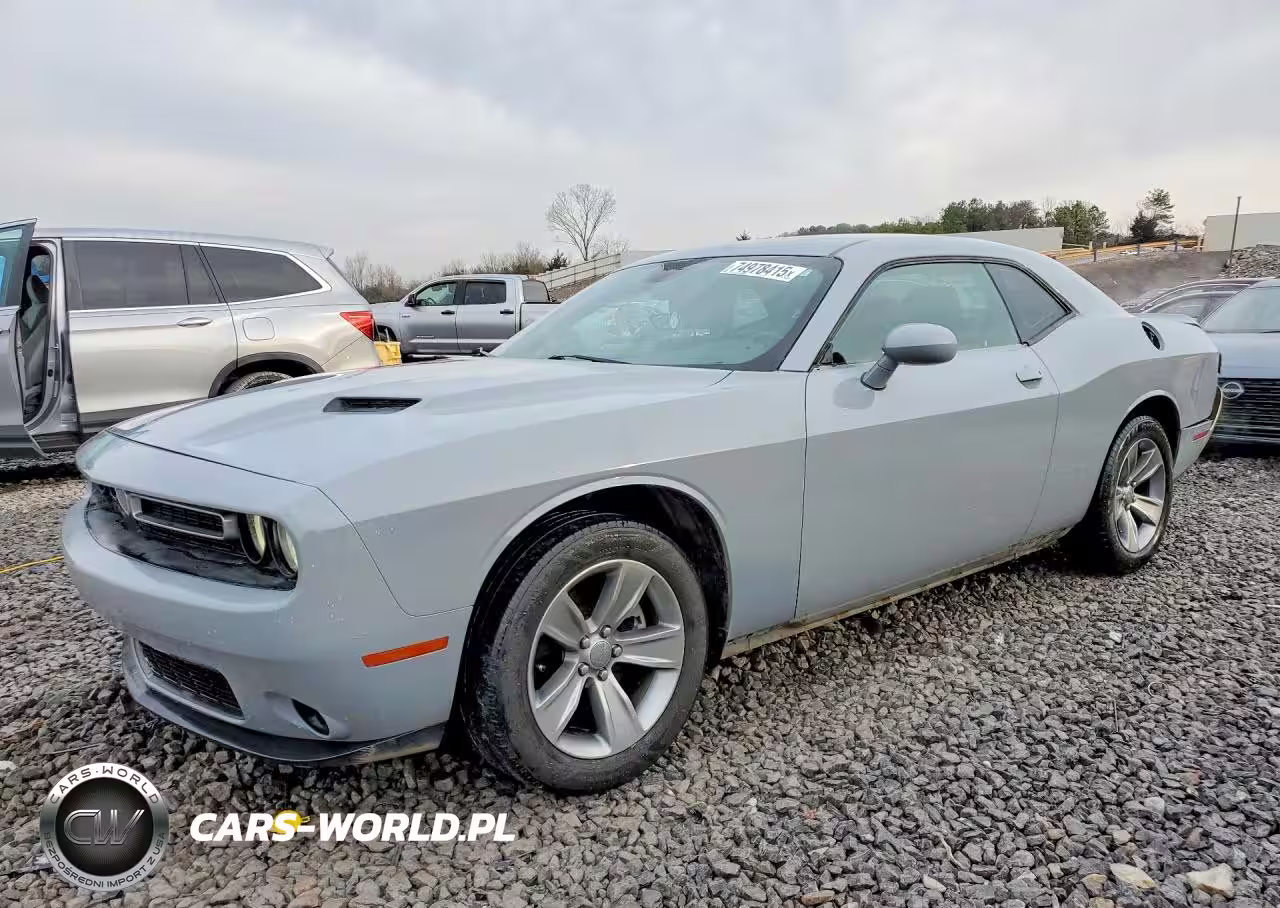2021 Dodge Challenger Sxt