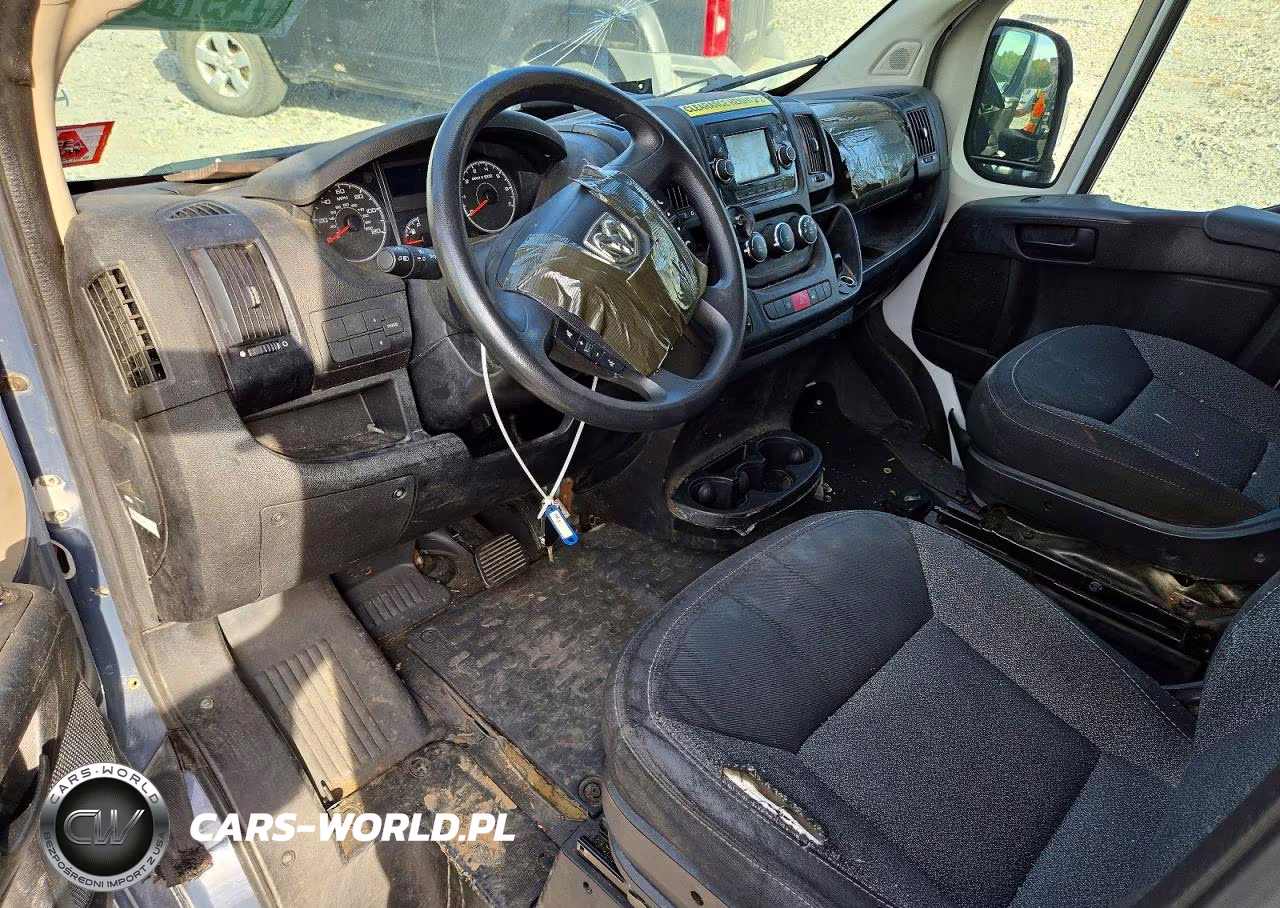 2018 Ram Promaster 2500 Delivery Van VIN:3C6TRVDG1JE161061 - 8