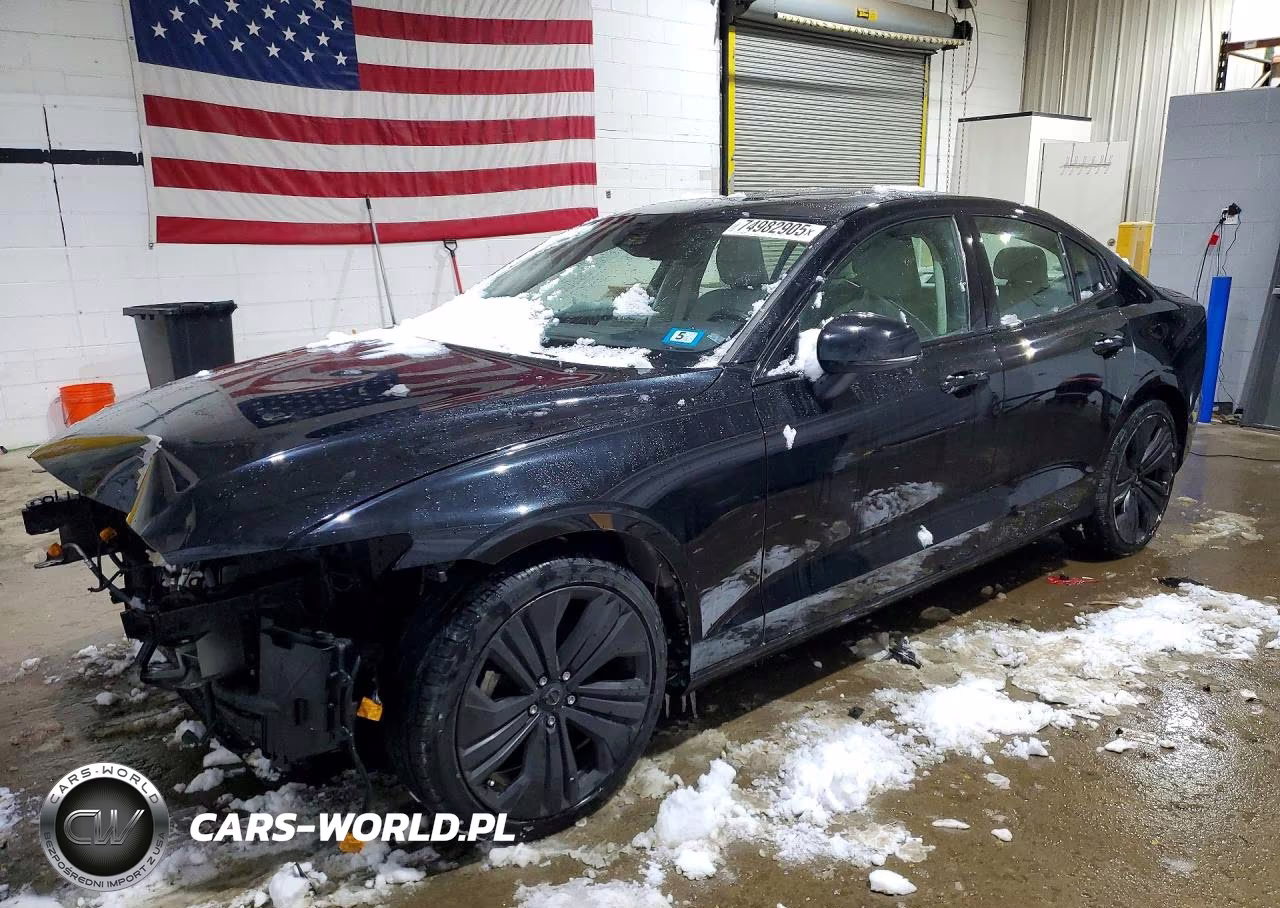 2022 Volvo S60 B5 Momentum