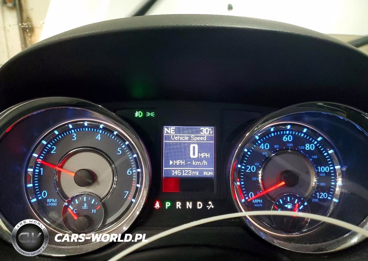 2012 Chrysler Town & Country Touring VIN:2C4RC1BG9CR136992 - 9
