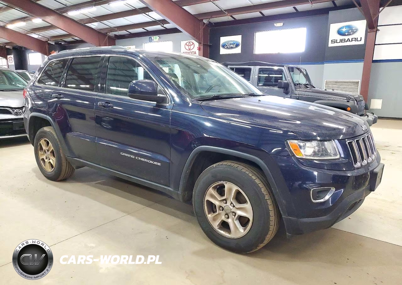 2014 Jeep Grand Cherokee Laredo VIN:1C4RJFAG9EC352227 - 4