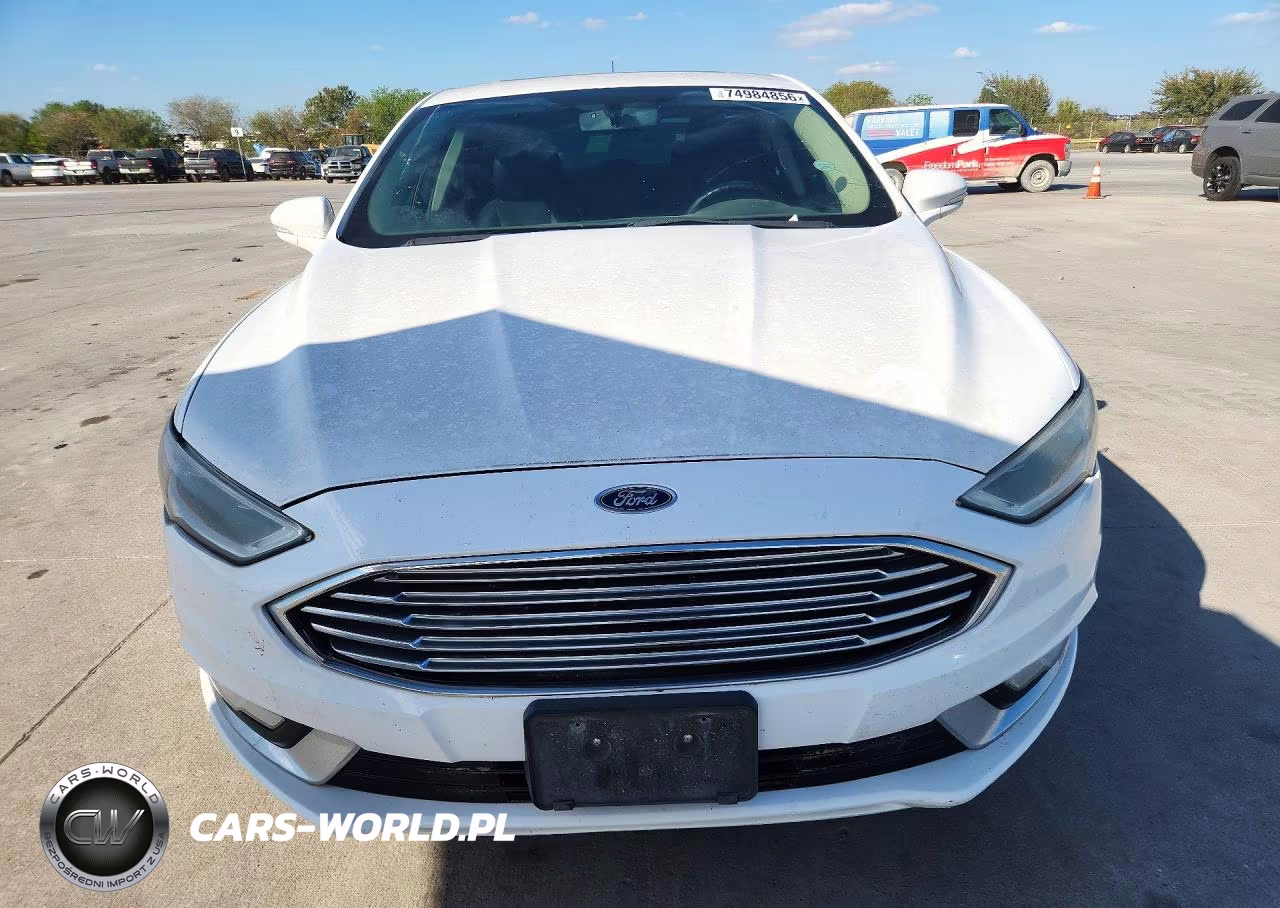 2018 Ford Fusion Titanium-Platinum VIN:3FA6P0D91JR123859 - 5