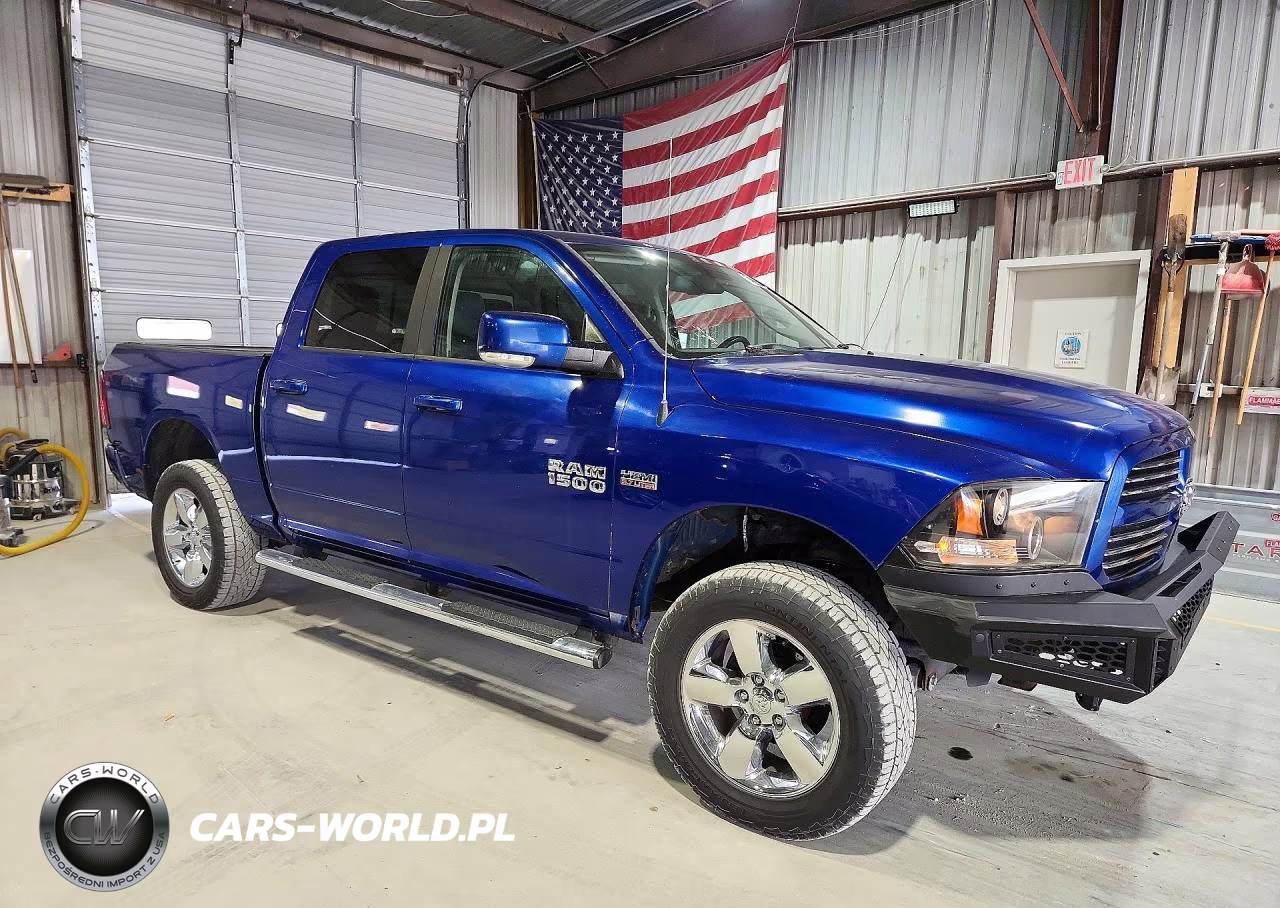 2014 Ram 1500 Sport VIN:1C6RR7MT9ES368206 - 4