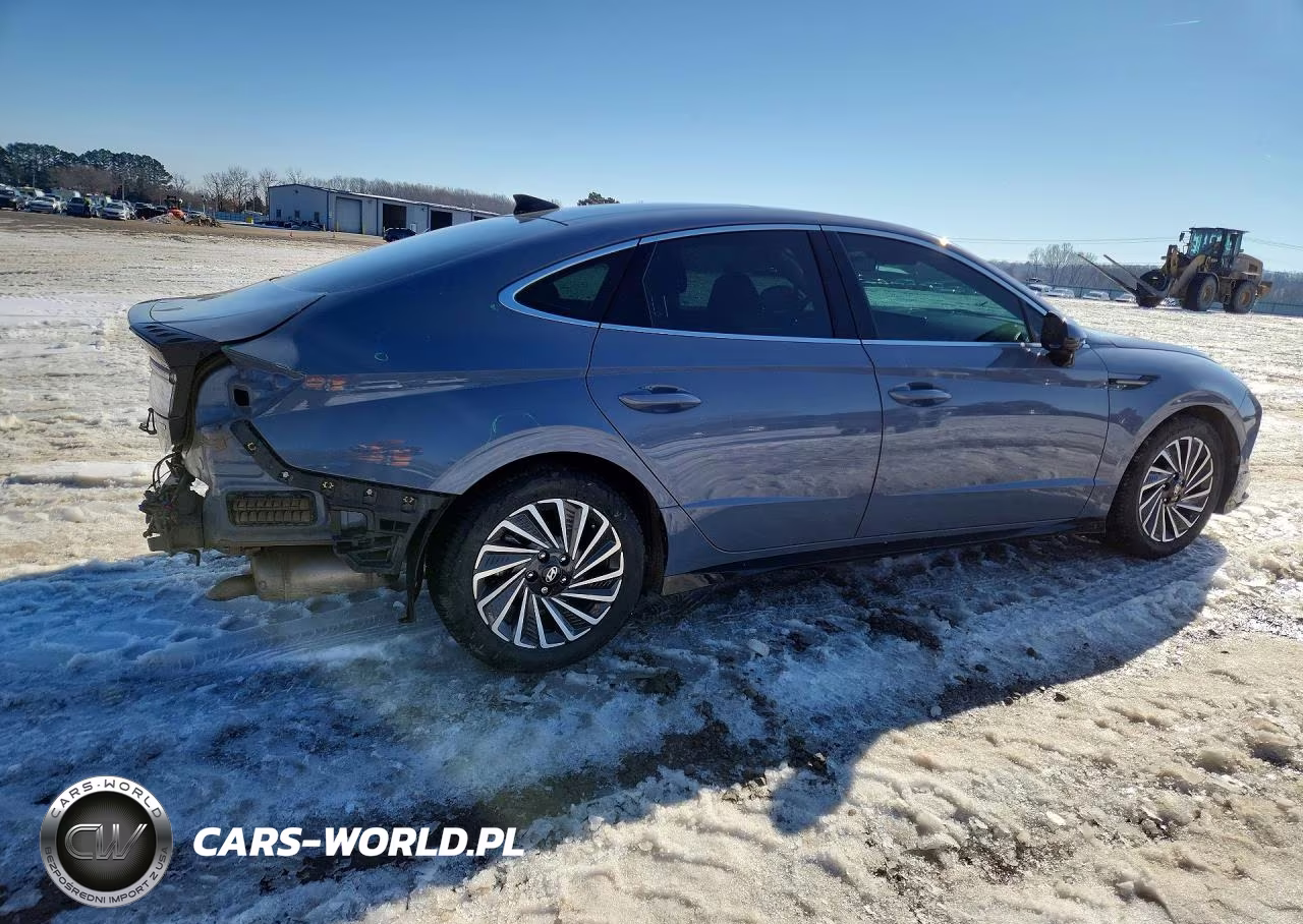 2024 Hyundai Sonata Hybrid VIN:KMHL54JJ1RA087021 - 3