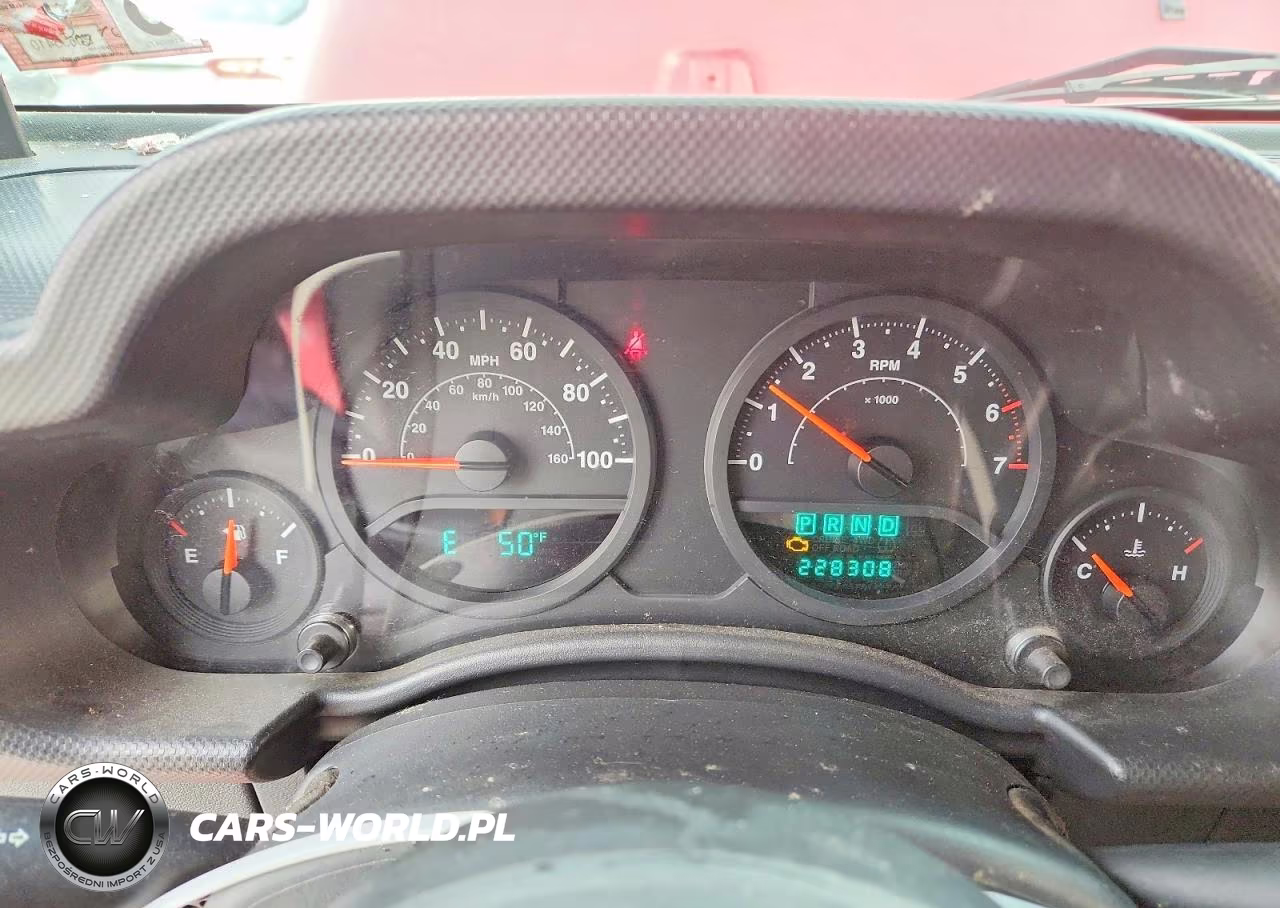 2007 Jeep Wrangler X VIN:1J8GA391X7L139756 - 9